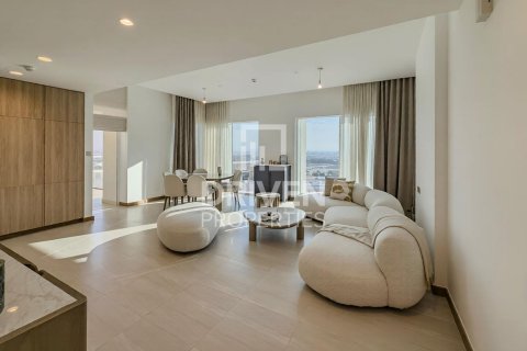 Huoneisto Business Bay, Dubai, Arabiemiraatit 3 makuuhuonetta, 175.77 m2 № 755809 - kuva 3