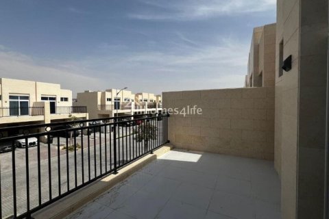 Radový dom v DAMAC Hills (Akoya by DAMAC), Dubai, SAE 4 spálne, 112 m2 č. 712577 - Fotografia 13