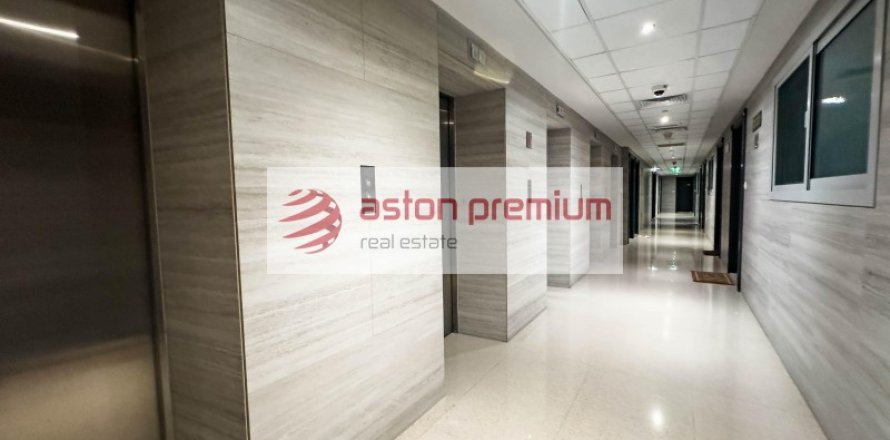 Apartament în Business Bay, Dubai, EAU 1 dormitor, 87 mp.  №700715