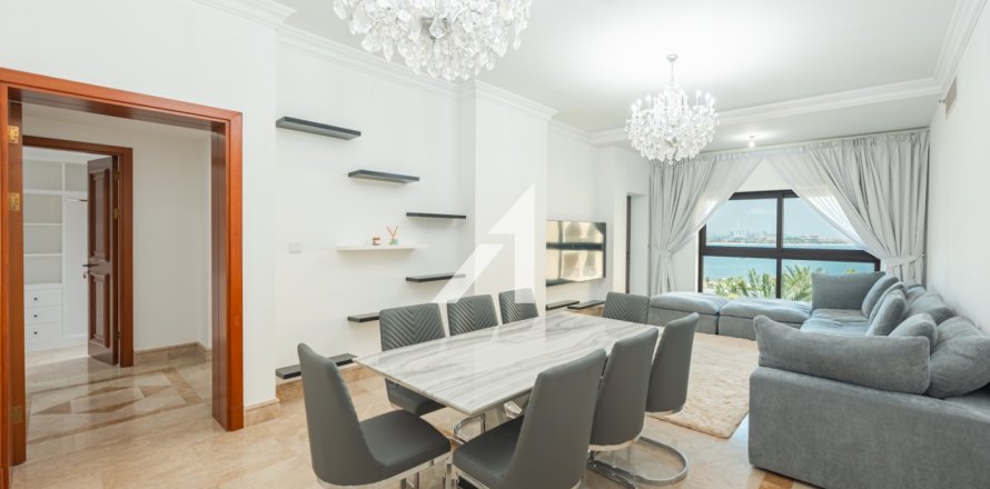 Dzīvoklis Palm Jumeirah, Dubaijā, AAE 2 istabas, 160 m2 Nr. 700712