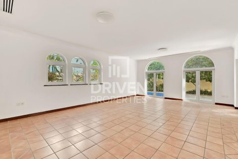 ویلا در The Villa، Dubai ، امارات متحده عربی 5 خوابه ، 1000.94 متر مربع.  شماره 768227