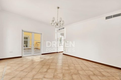ویلا برای اجاره در The Villa، Dubai، امارات متحده عربی 5 خوابه ، 1000.94 متر مربع ، شماره 768227 - تصویر 17