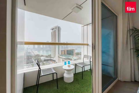 Apartmen di Dubai Marina, UAE 1 bilik tidur, 74.4 meter persegi № 703742 - foto 20