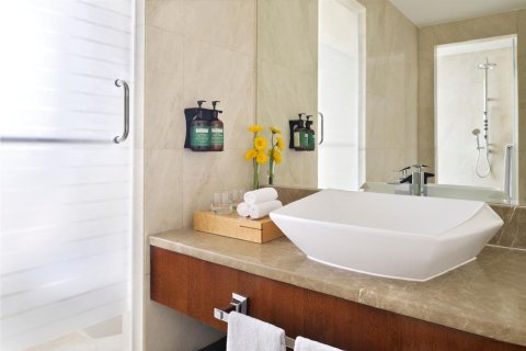 Қонақ үйдегі апартаменттер Sheikh Zayed Road, Дубай, БАӘ-да 2 жатын бөлмелер, 141 м² № 699299 - фото 4