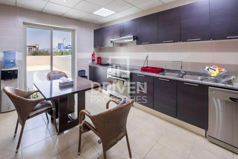 Dupleks di Jumeirah Village Triangle, Dubai, UAE 3 bilik tidur, 382.48 meter persegi № 746751 - foto 9