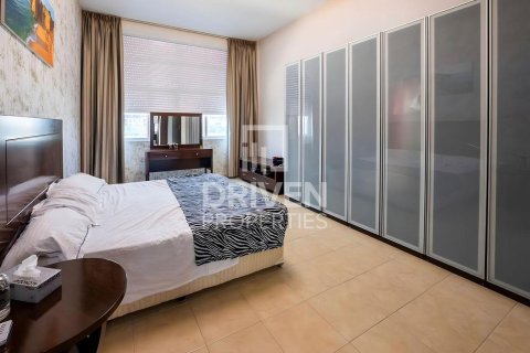 Dupleks di Jumeirah Village Triangle, Dubai, UAE 3 bilik tidur, 382.48 meter persegi № 746751 - foto 4