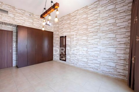 Dupleks di Jumeirah Village Triangle, Dubai, UAE 3 bilik tidur, 382.48 meter persegi № 746751 - foto 8