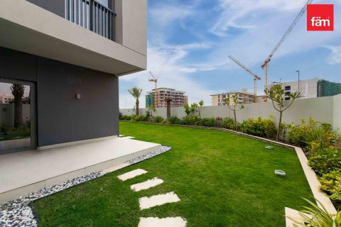 Villa Dubaijā, AAE 3 istabas, 347.7 m2 Nr. 703684 - attēls 2