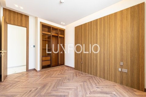 Townhouse in Jumeirah Golf Estates, Dubai, UAE 3 bedrooms, 279 sq.m. № 627497 - photo 3
