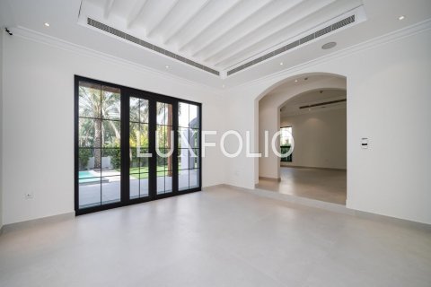 Villa in Jumeirah Golf Estates, Dubai, UAE 6 bedrooms, 1326 sq.m. № 627496 - photo 6