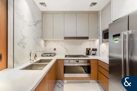 Apartman u gradu Downtown Dubai (Downtown Burj Dubai), UAE 3 spavaće sobe, 145 m2 Br. 666685 - Slika 5