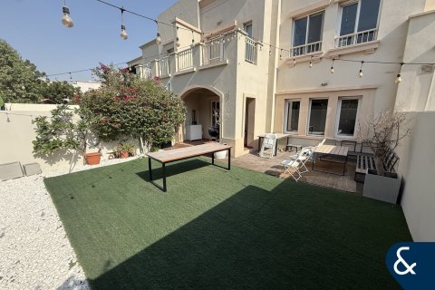 Müüa villa asukohaga The Springs, Dubai, AÜE: 3 magamistoaga, 290 m² Nr 666684 - pilt 2