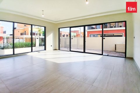 Üürile anda ridamaja asukohaga Dubai, AÜE: 5 magamistoaga, 219.6 m² Nr 753248 - pilt 15