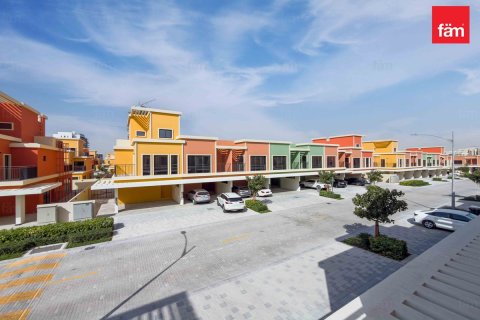 Townhouse sa Dubai, UAE 5 silid-tulugan, 219.6 sq.m. № 753248 - larawan 13