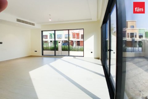 Üürile anda ridamaja asukohaga Dubai, AÜE: 5 magamistoaga, 219.6 m² Nr 753248 - pilt 16