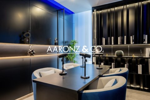 Office in Downtown Dubai (Downtown Burj Dubai), UAE 313 sq.m. № 688168 - photo 4