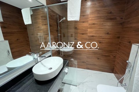 Appartamento in affitto a Dubai Marina, Dubai, EAU 1 camera da letto, 65 mq. № 688174 - foto 17