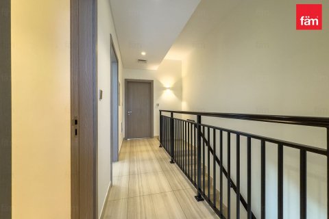 Villa sa Dubai, UAE 4 silid-tulugan, 349.2 sq.m. № 691463 - larawan 18