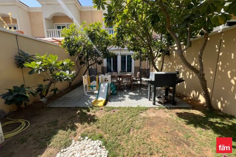 Városi lakóépület itt: Dubai, EAE, 2 hálószoba, 180 m², azonosító: 691466 - fénykép 1