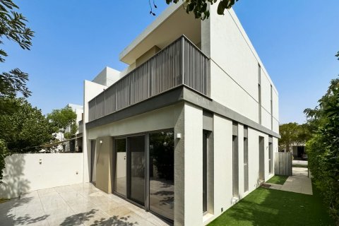 Tilal Al Ghaf、Dubai、UAEにあるタウンハウス 4ベッドルーム、205.23 m2 No750049