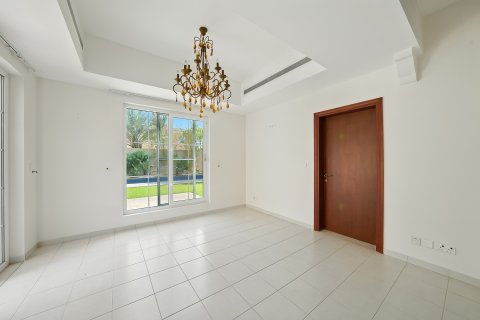 ویلا برای اجاره در Arabian Ranches، Dubai، امارات متحده عربی 4 خوابه ، 766.82 متر مربع ، شماره 750043 - تصویر 3