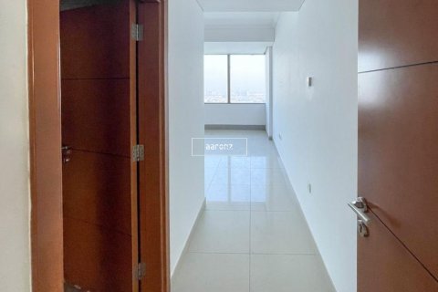 Apartment til salg i Dubai Marina, Dubai, UAE 2 soveværelser, 116.6 kvm № 601139 - foto 4