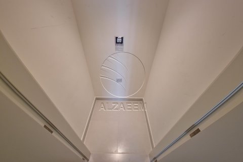 Зняти в оренду квартиру на Остров Саадият, Абу-Даби, ОАЕ 2 спальні, 185м2, № 615363 - фото 9