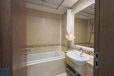 Apartment on the Yas Island, Abu Dhabi, UAE 2 bedrooms, 120 sq.m. № 615361 - photo 12