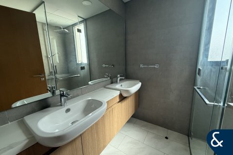 Casa urbana para venda em Dubai Land, Dubai, EAU 3 quartos, 181 m2 № 684878 - foto 15