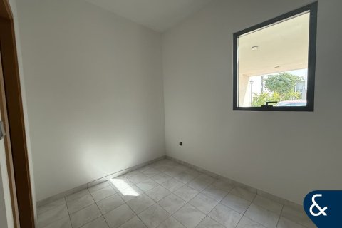 Casa urbana para venda em Dubai Land, Dubai, EAU 3 quartos, 181 m2 № 684878 - foto 6