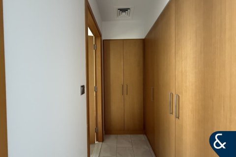 Casa urbana para venda em Dubai Land, Dubai, EAU 3 quartos, 181 m2 № 684878 - foto 13