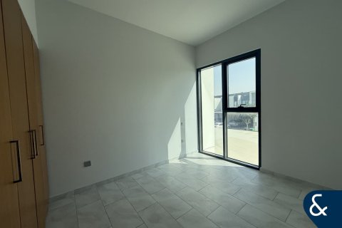 Casa urbana para venda em Dubai Land, Dubai, EAU 3 quartos, 181 m2 № 684878 - foto 10