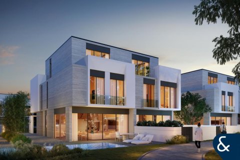 Villa te koop in Jumeirah Golf Estates, Dubai, VAE 5 slaapkamers, 373 vr.m., nr 671110 - foto 1