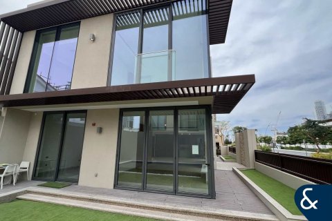 Villa in Mohammed Bin Rashid City, Dubai, UAE 4 bedrooms, 396 sq.m. № 671099 - photo 4