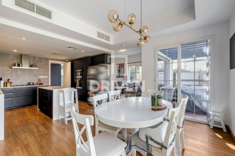 Müüa ridamaja asukohaga The Springs, Dubai, AÜE: 3 magamistoaga, 341 m² Nr 601747 - pilt 11