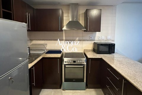 Dzīvoklis Jumeirah Lake Towers, Dubaijā, AAE 1 istaba, 71 m2 Nr. 697365 - attēls 6