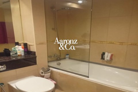 Dzīvoklis Jumeirah Lake Towers, Dubaijā, AAE 1 istaba, 71 m2 Nr. 697365 - attēls 11