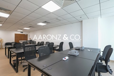 Office in Business Bay, Dubai, UAE 93 sq.m. № 697363 - photo 8
