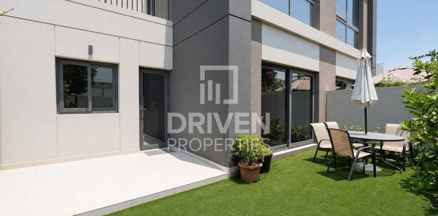 Townhouse i Dubai South (Dubai World Central), Dubai, UAE 2 soveværelser, 128.95 kvm № 756308