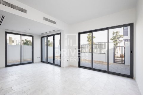 Kuća u nizu u Dubai Land, Dubai, UAE 4 spavaćih soba, 233.84 m2 Br. 756306 - fotografija 15