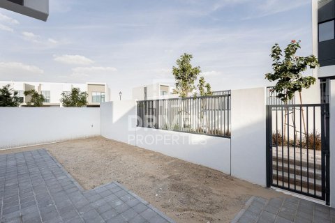 Kuća u nizu u Dubai Land, Dubai, UAE 4 spavaćih soba, 233.84 m2 Br. 756306 - fotografija 9