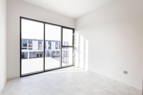 Kuća u nizu u Dubai Land, Dubai, UAE 4 spavaćih soba, 233.84 m2 Br. 756306 - fotografija 17
