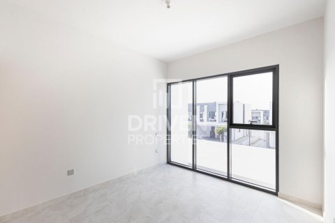 Kuća u nizu u Dubai Land, Dubai, UAE 4 spavaćih soba, 233.84 m2 Br. 756306 - fotografija 13