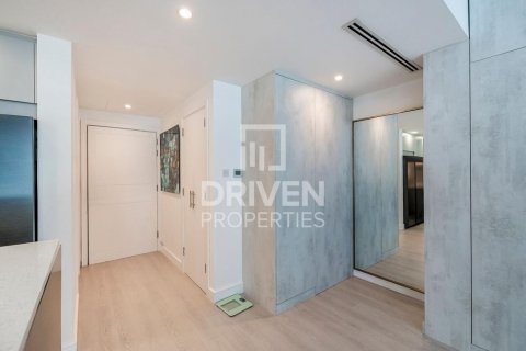 Apartment in Business Bay, Dubai, UAE 1 room, 61 sq.m. № 602127 - photo 6