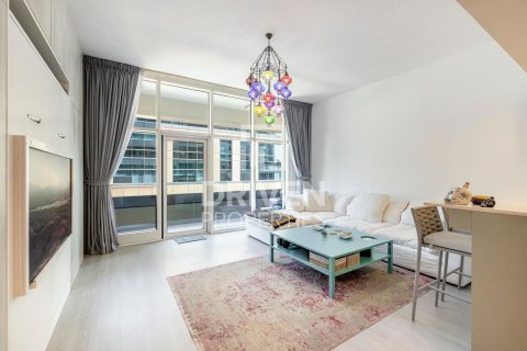 Apartment in Business Bay, Dubai, UAE 1 room, 61 sq.m. № 602127 - photo 5