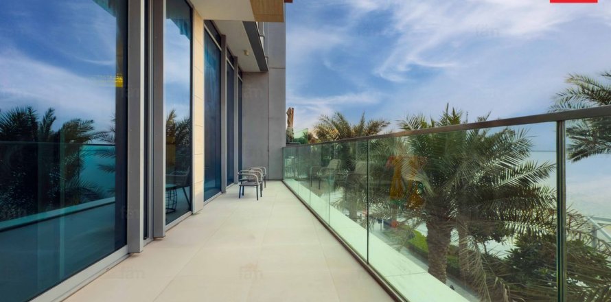 Dubai、UAEにあるマンション 3ベッドルーム、209.3 m2 No701236