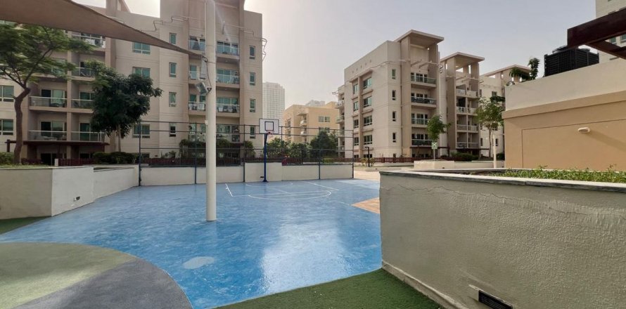 Apartament në Dubai, Emiratet e Bashkuara Arabe 2 dhoma gjumi, 101.7 m2. № 655862