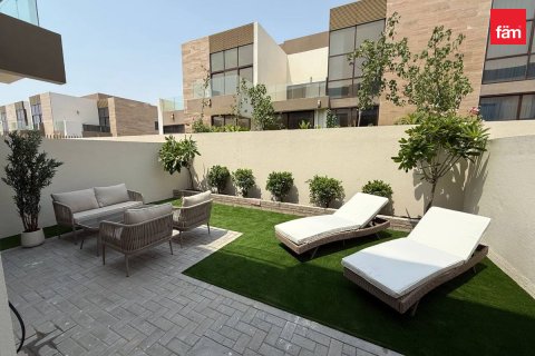 Shtëpi në qytet në Dubai, Emiratet e Bashkuara Arabe 4 dhoma gjumi, 187.2 m2. № 757980 - Foto 13