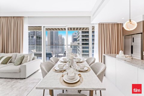 Lägenhet till försäljning i Dubai Harbour, Dubai, UAE 2 sovrum, 134.3 kvm Nr. 659260 - fotografi 17