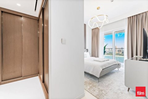 Lägenhet till försäljning i Dubai Harbour, Dubai, UAE 2 sovrum, 133.7 kvm Nr. 659260 - fotografi 10